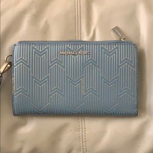 NEE Michael Kors baby blue wallet